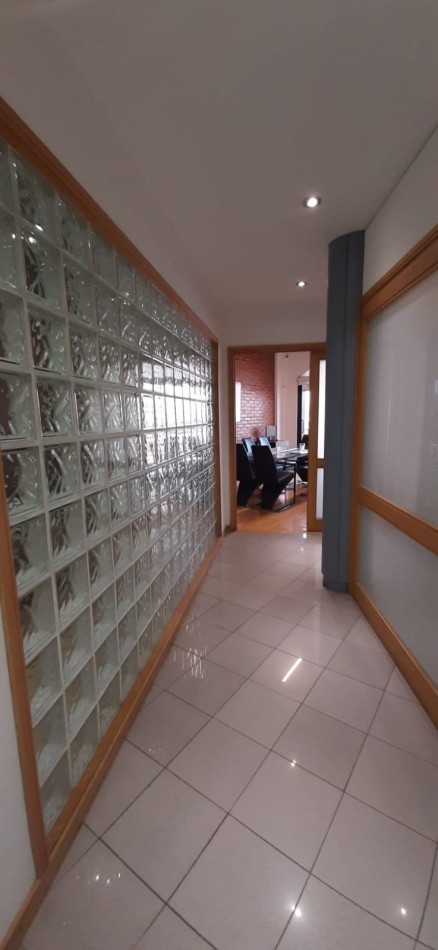 Oficina amoblada en alquiler en Puerto Madero