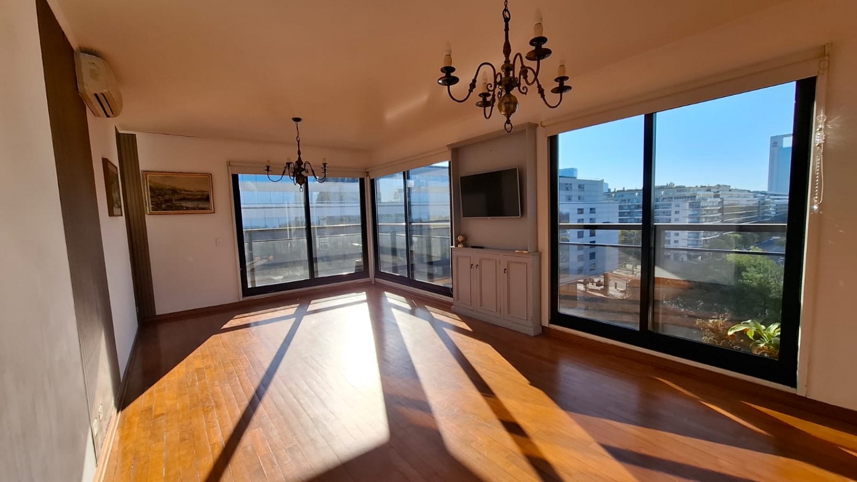 Alquiler 3 ambientes en Puerto Madero en Torres River View sin muebles