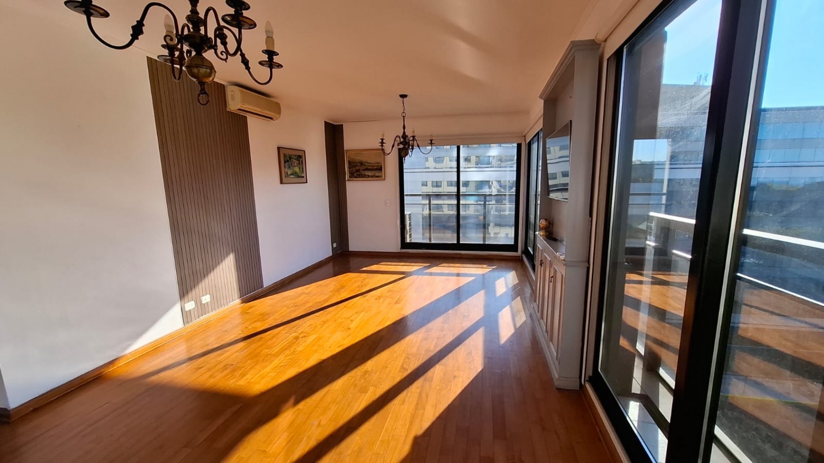 Alquiler 3 ambientes en Puerto Madero en Torres River View sin muebles